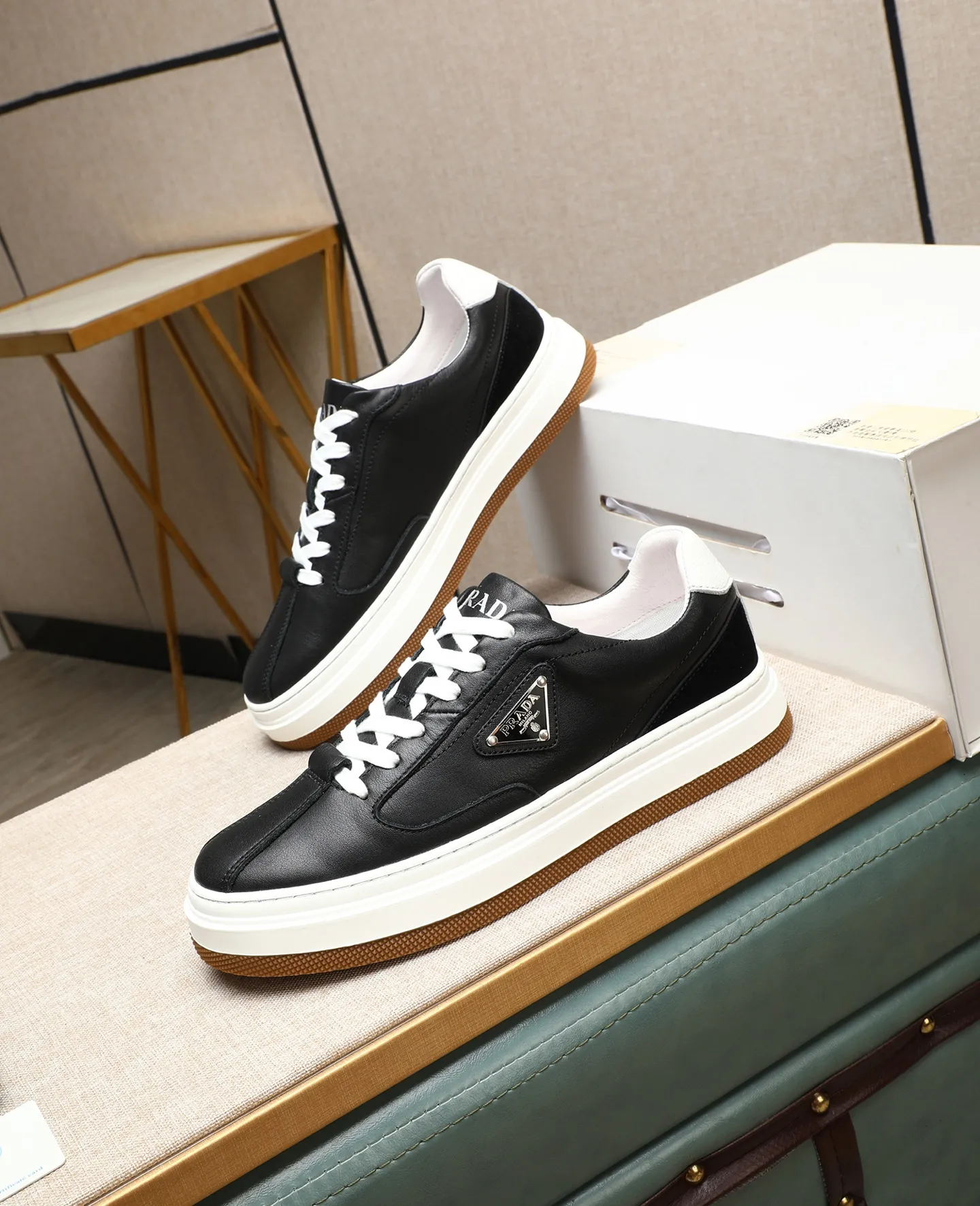 Men's shoes 💰440 🌹🌹[PRADA—Prada] 2025 latest model 🙈original replica! 👟👟👟Available here. The workmanship is top-notch. The upper is made from Italy. 🇮🇹Imported first-layer cowhide. ❗️Breathable genuine leather lining @Suitable for travel. The original version has an enlarged engraved sole, making it suitable for all kinds of travels, showing low-key luxury. Let quality speak for itself. Color: Size: 38-45